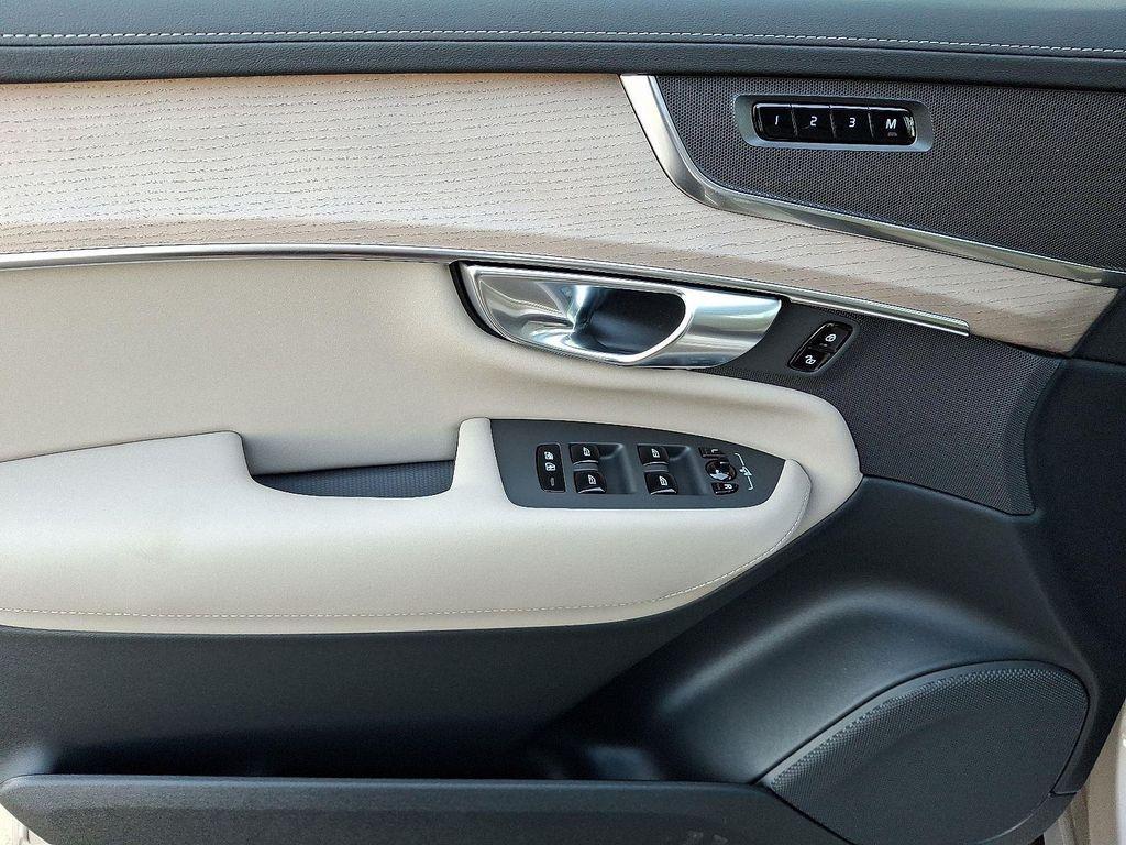 new 2026 Volvo XC90 car, priced at $62,650