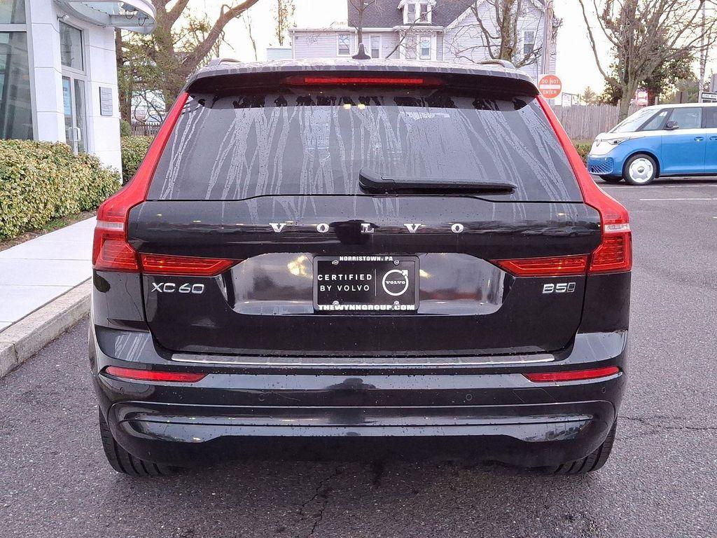 used 2022 Volvo XC60 car, priced at $32,000