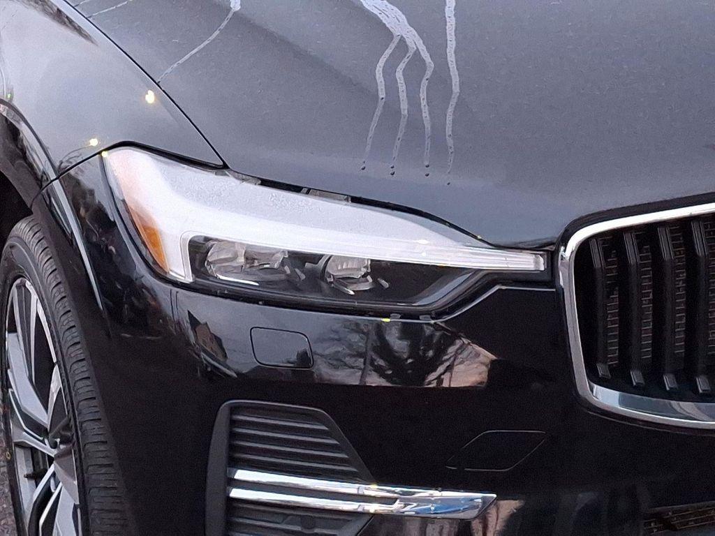 used 2022 Volvo XC60 car, priced at $32,000