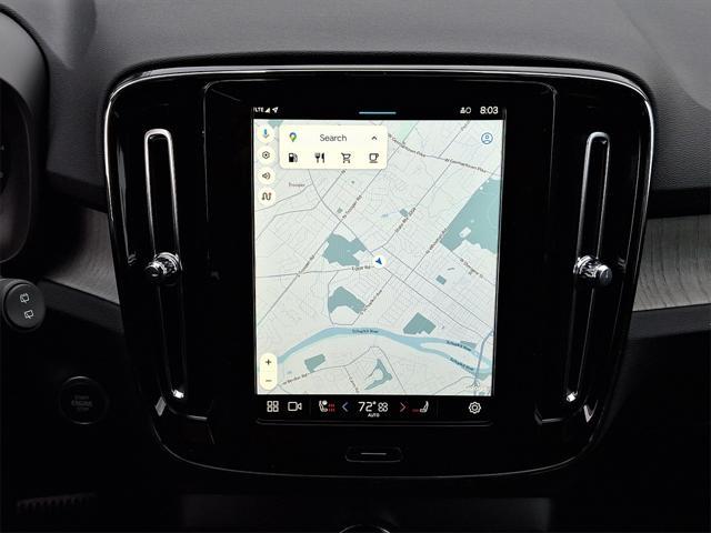 new 2025 Volvo XC40 car, priced at $44,015