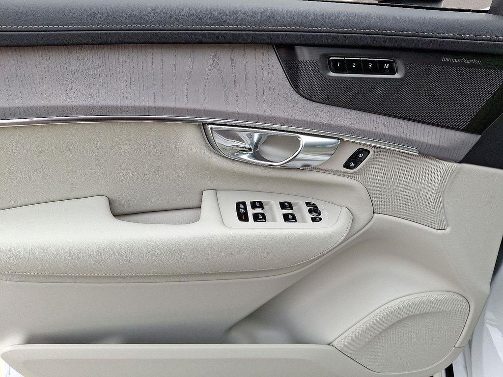 new 2026 Volvo XC90 car, priced at $72,155