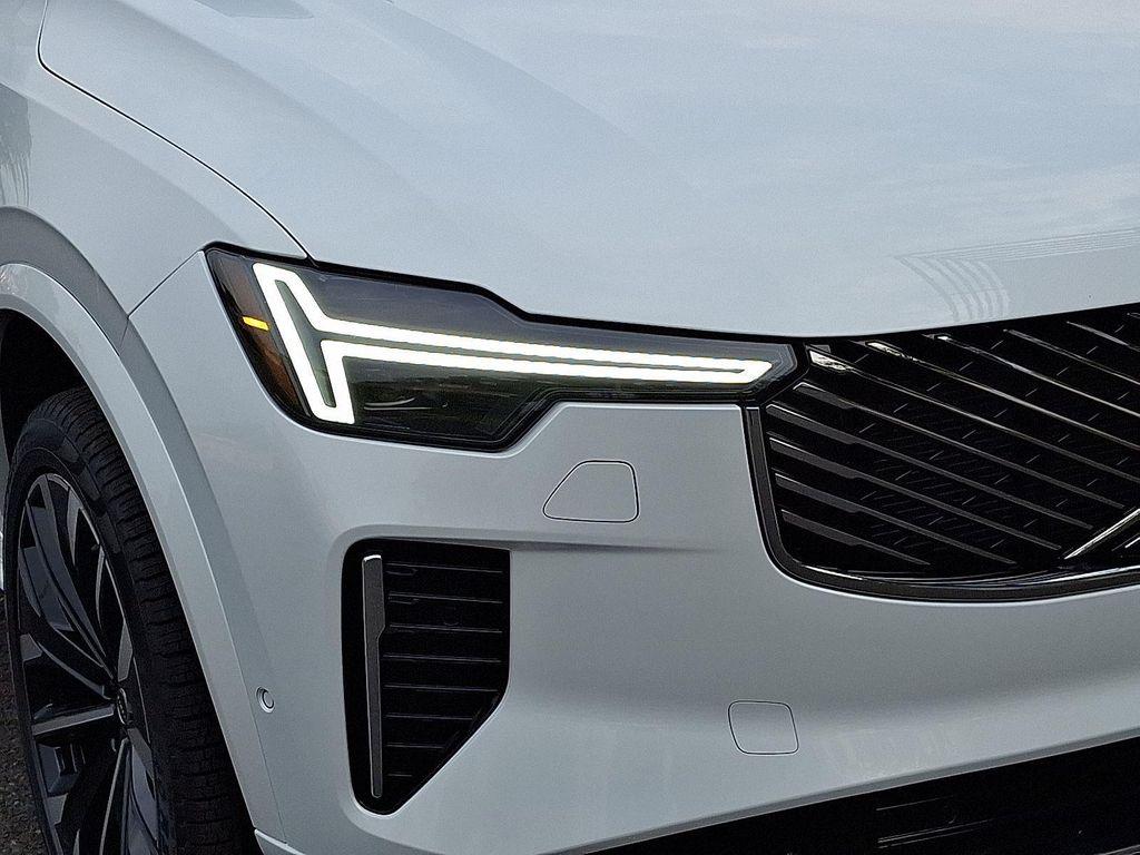new 2026 Volvo XC90 car, priced at $72,155