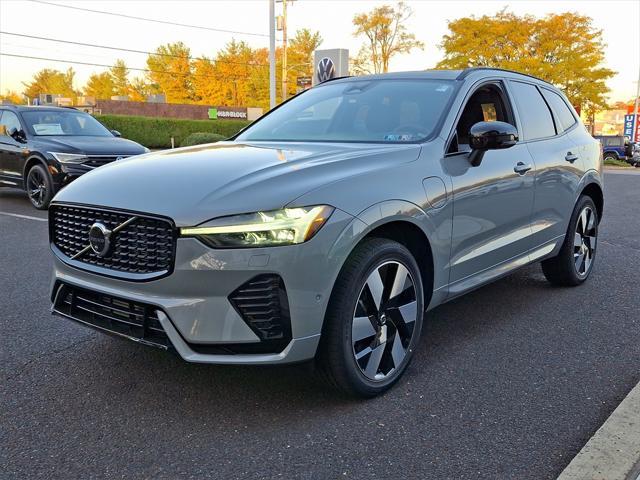 new 2025 Volvo XC60 Plug-In Hybrid car, priced at $66,235