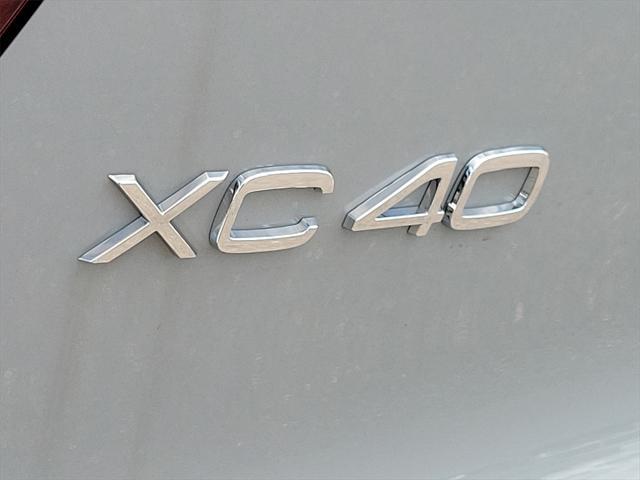 new 2025 Volvo XC40 car, priced at $51,040