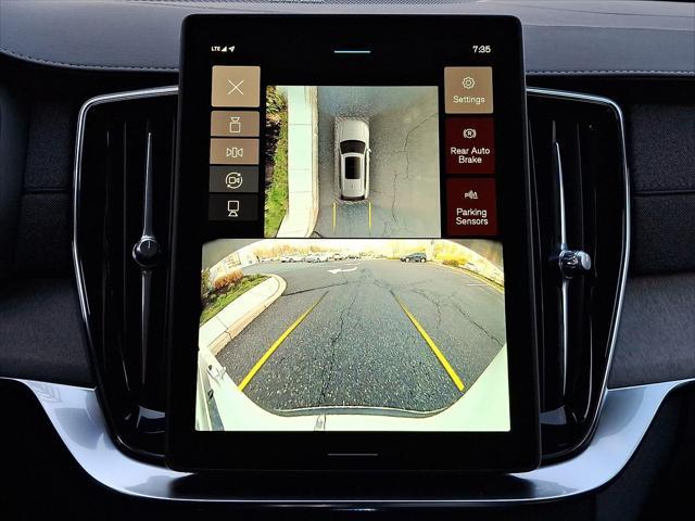 new 2025 Volvo XC90 Plug-In Hybrid car, priced at $82,405
