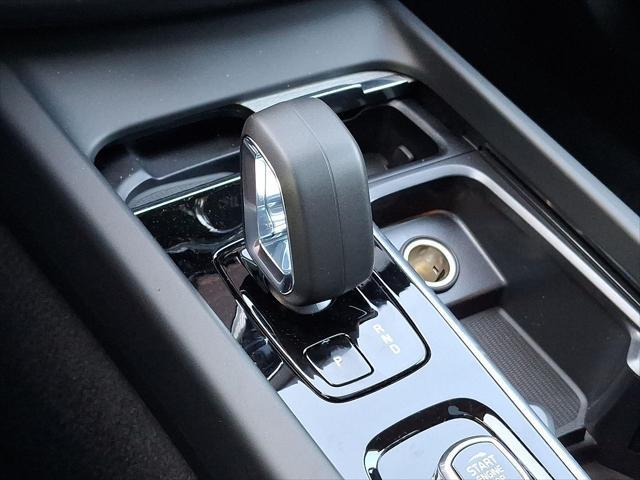 new 2025 Volvo XC60 car, priced at $55,360