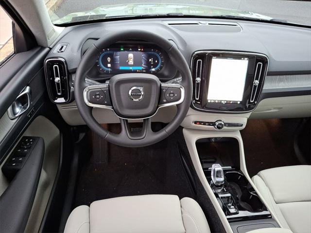 new 2025 Volvo XC40 car, priced at $49,790