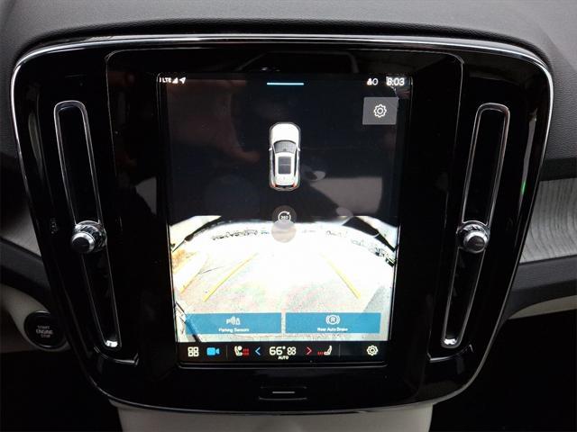 new 2025 Volvo XC40 car, priced at $49,790