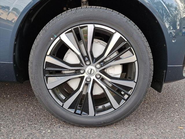 new 2025 Volvo XC60 car, priced at $55,360