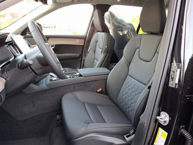 new 2025 Volvo XC90 car, priced at $68,245