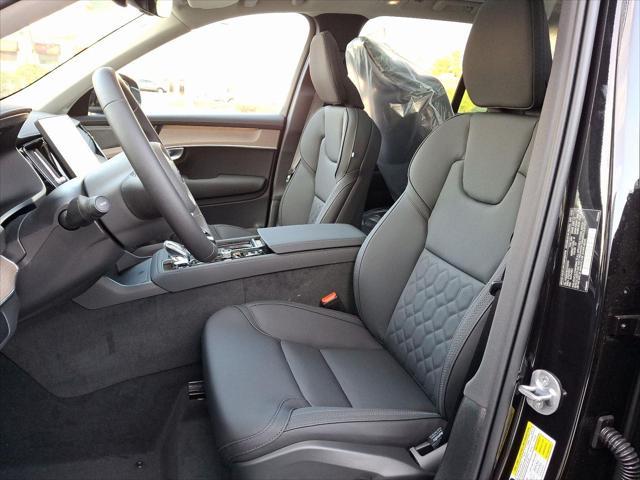 new 2025 Volvo XC90 car, priced at $68,245