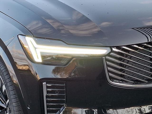 new 2025 Volvo XC90 car, priced at $68,245