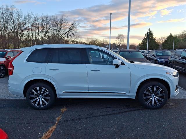 new 2025 Volvo XC90 car, priced at $59,925