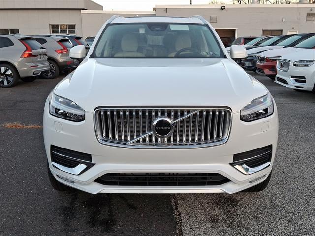 new 2025 Volvo XC90 car, priced at $59,925