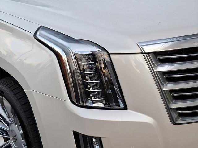 used 2015 Cadillac Escalade car, priced at $30,790