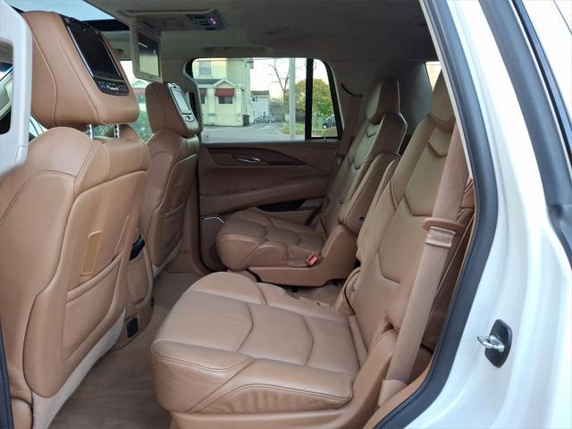 used 2015 Cadillac Escalade car, priced at $30,790