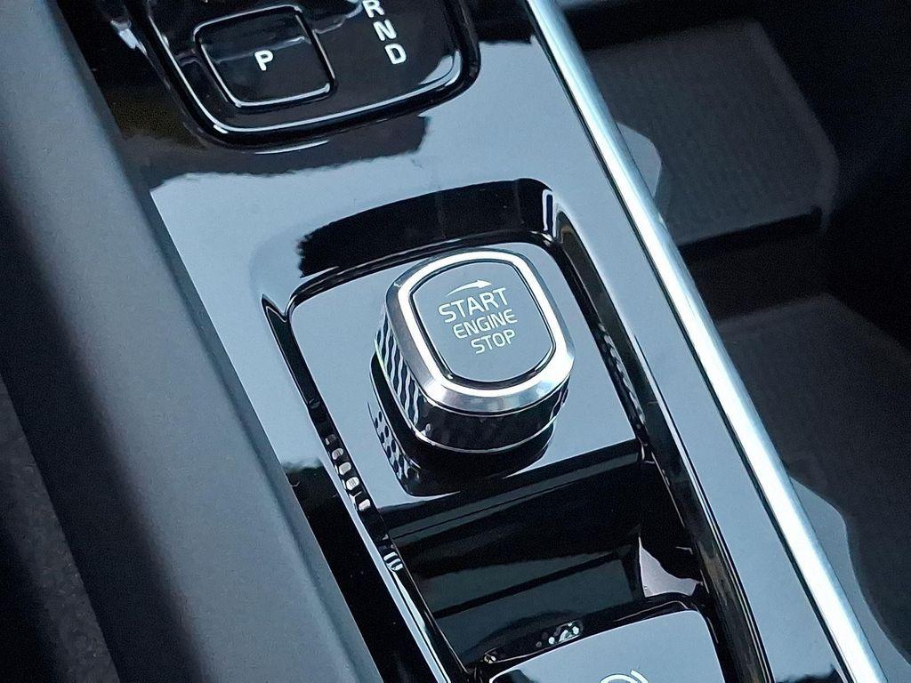 new 2026 Volvo XC60 Plug-In Hybrid car, priced at $66,285