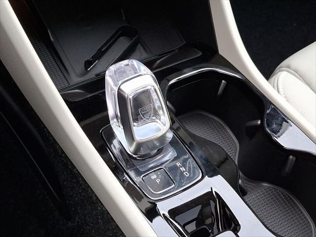 new 2025 Volvo XC40 car, priced at $51,565