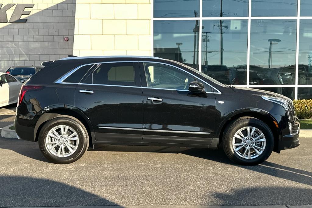 used 2025 Cadillac XT5 car, priced at $42,315