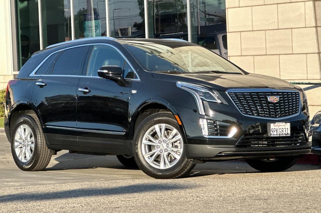 used 2025 Cadillac XT5 car, priced at $42,315