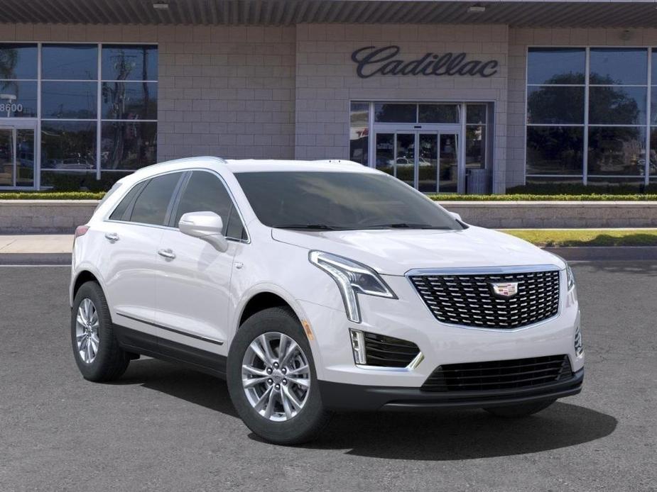 new 2025 Cadillac XT5 car, priced at $45,915