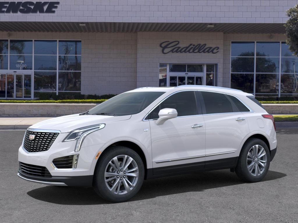 new 2025 Cadillac XT5 car, priced at $53,215