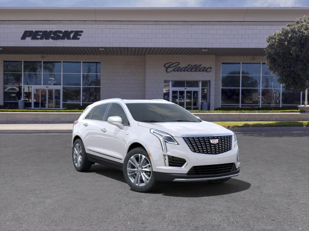 new 2025 Cadillac XT5 car, priced at $53,215