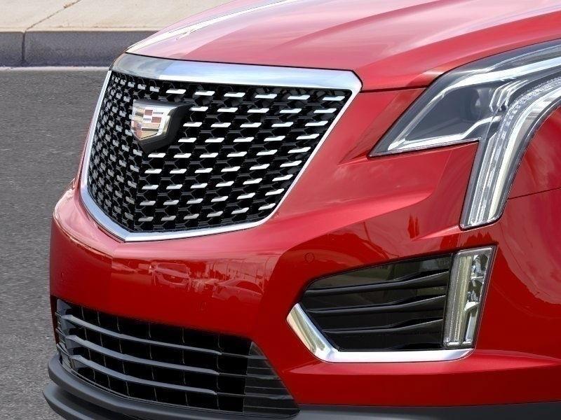 new 2025 Cadillac XT5 car, priced at $45,915