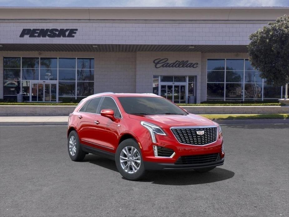 new 2025 Cadillac XT5 car, priced at $45,915