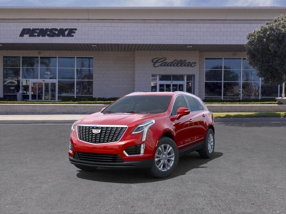 new 2025 Cadillac XT5 car, priced at $45,915