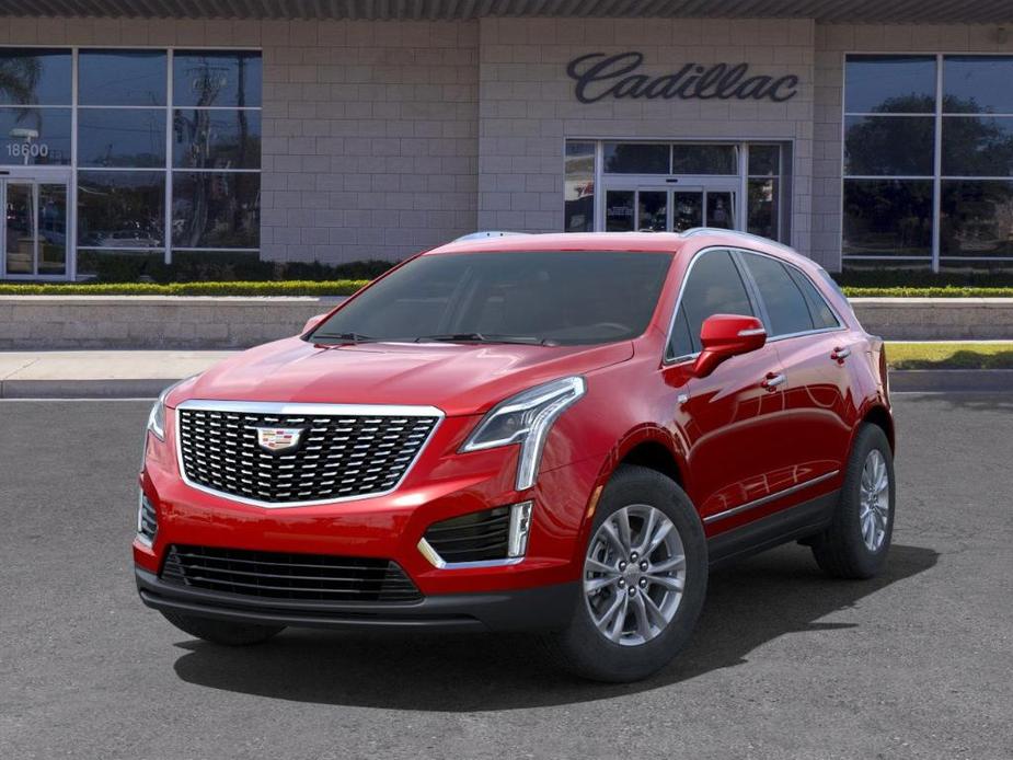 new 2025 Cadillac XT5 car, priced at $45,915