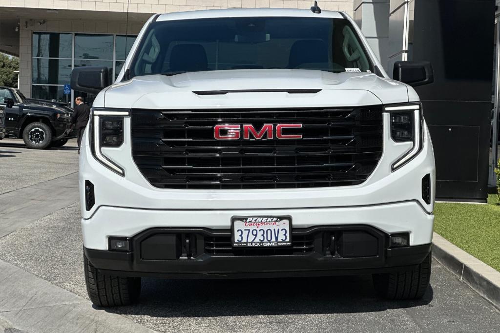 used 2023 GMC Sierra 1500 car, priced at $38,995