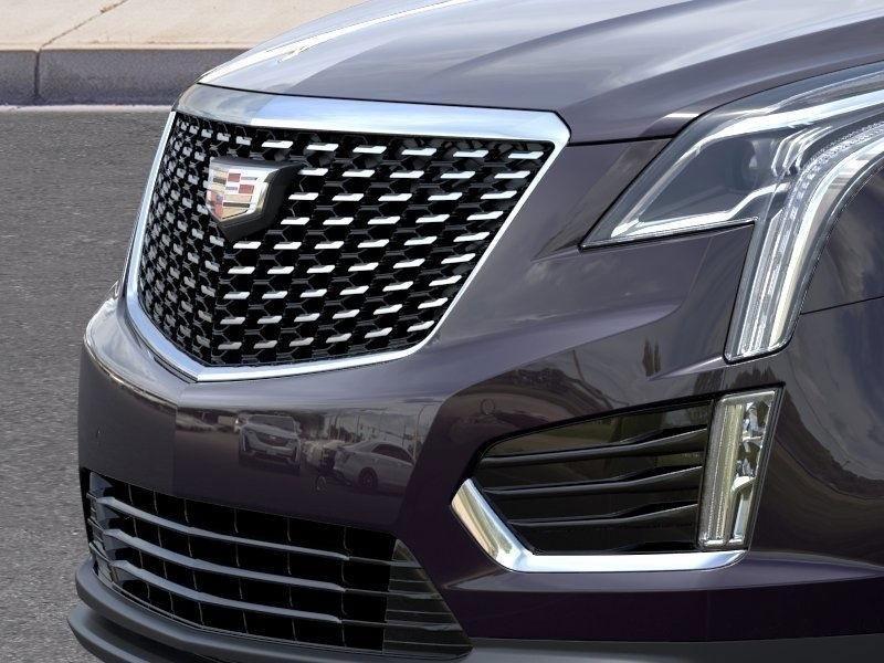 new 2025 Cadillac XT5 car, priced at $45,315