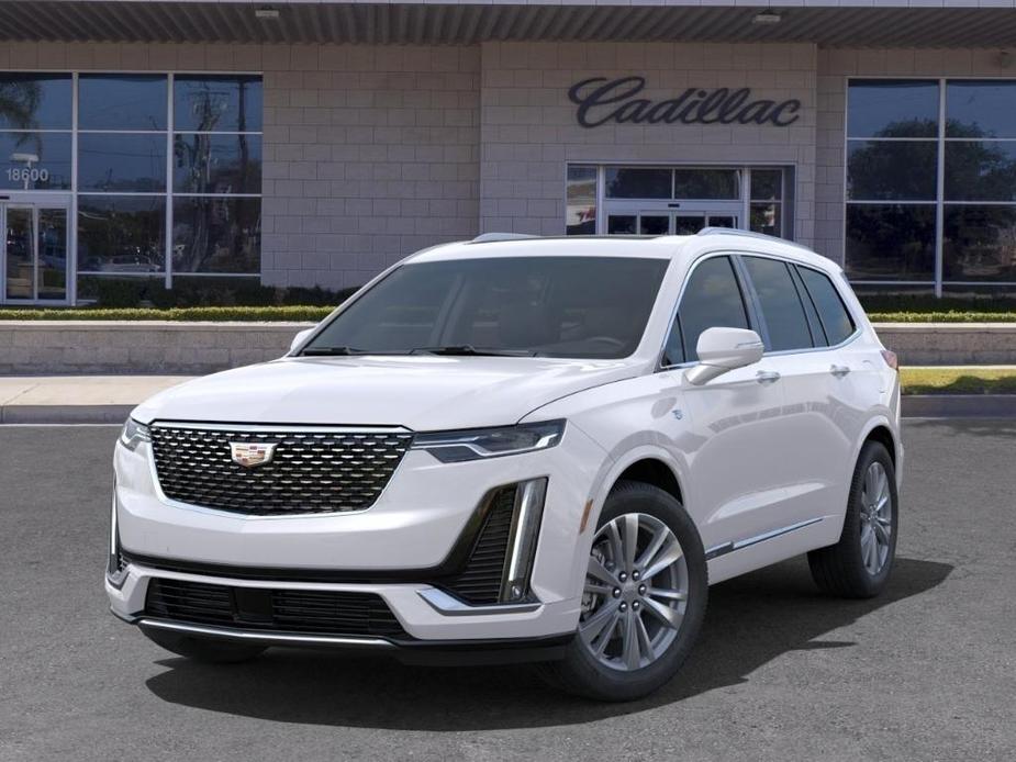 new 2024 Cadillac XT6 car, priced at $58,221