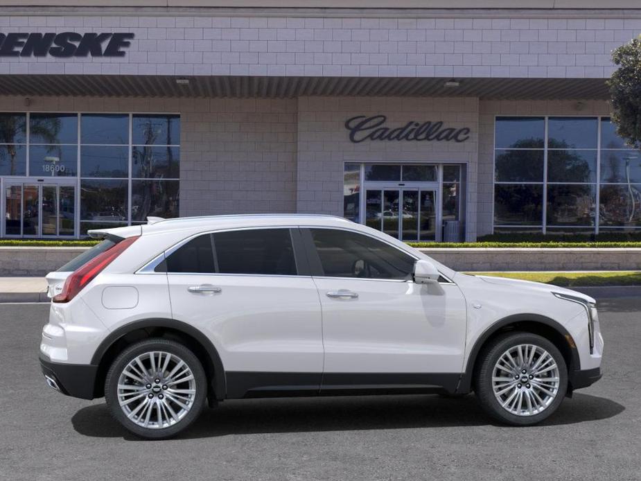 new 2025 Cadillac XT4 car, priced at $45,390