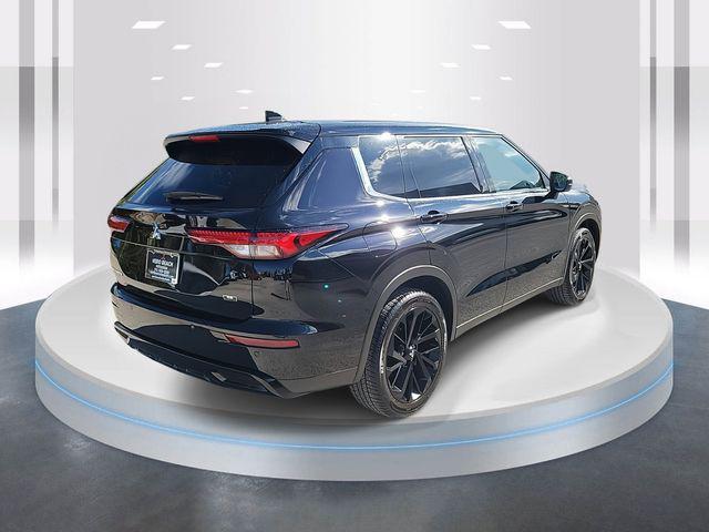 new 2024 Mitsubishi Outlander car, priced at $35,455