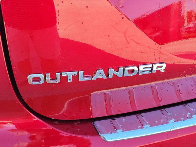 new 2024 Mitsubishi Outlander car, priced at $41,440