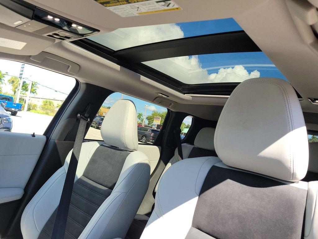 new 2025 Mitsubishi Outlander car, priced at $34,175