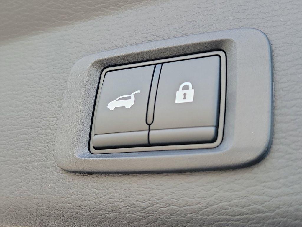 new 2025 Mitsubishi Outlander car, priced at $35,045