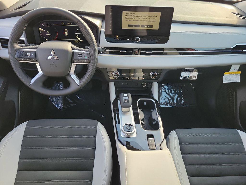 new 2025 Mitsubishi Outlander car, priced at $35,045