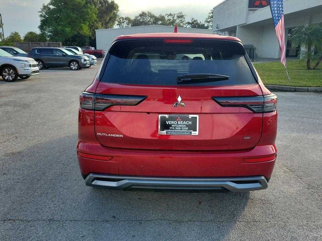 new 2025 Mitsubishi Outlander car, priced at $35,045