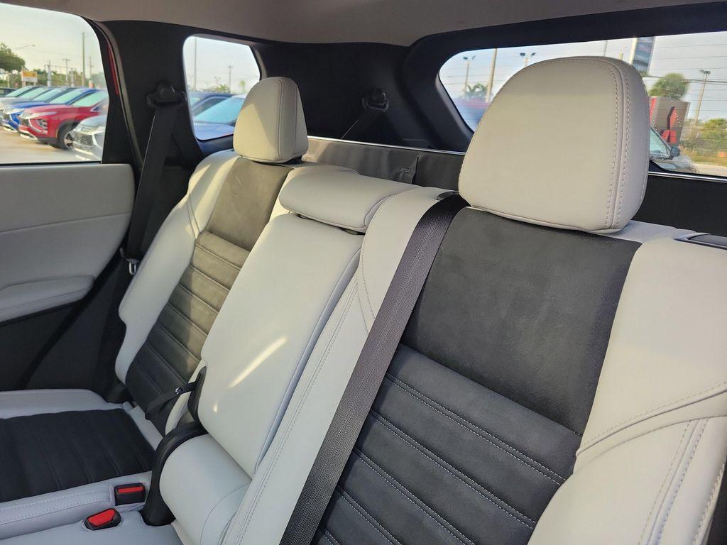 new 2025 Mitsubishi Outlander car, priced at $35,045