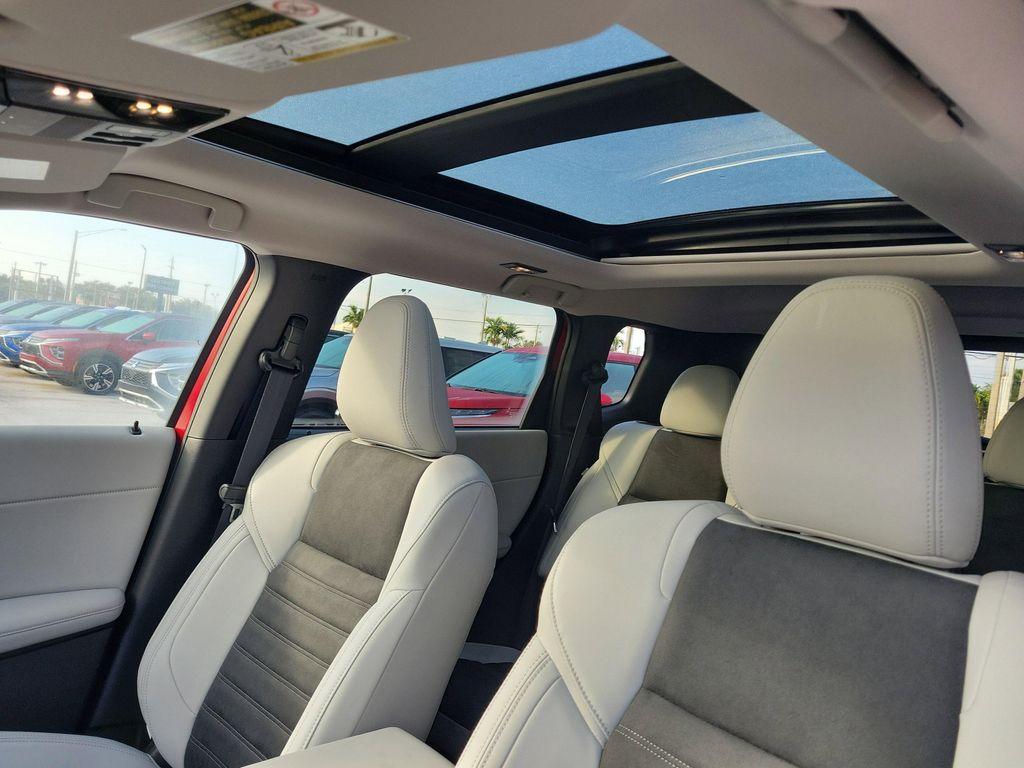 new 2025 Mitsubishi Outlander car, priced at $35,045