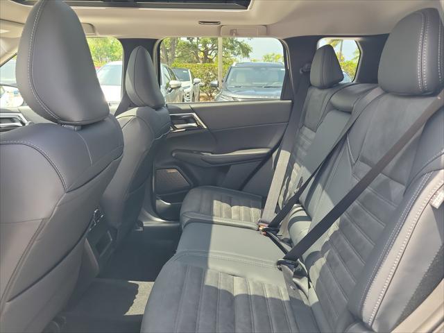 new 2025 Mitsubishi Outlander car, priced at $34,905
