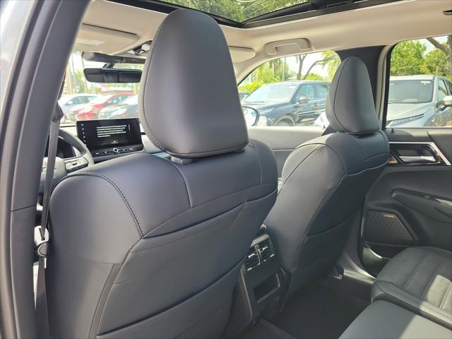 new 2025 Mitsubishi Outlander car, priced at $34,905