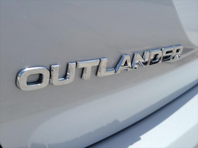 used 2025 Mitsubishi Outlander car, priced at $33,988