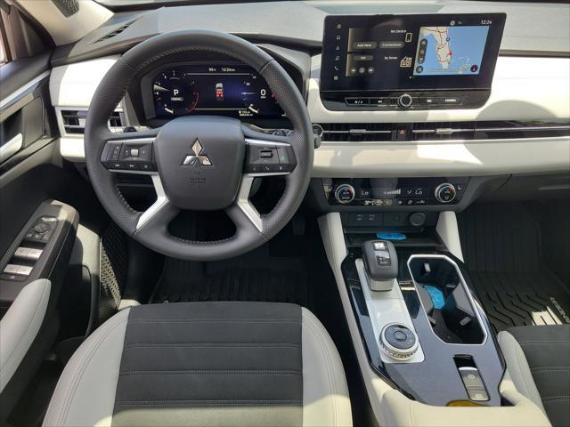 used 2025 Mitsubishi Outlander car, priced at $33,988