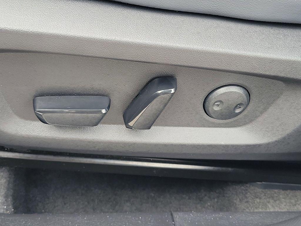 used 2024 Mitsubishi Outlander car, priced at $25,788