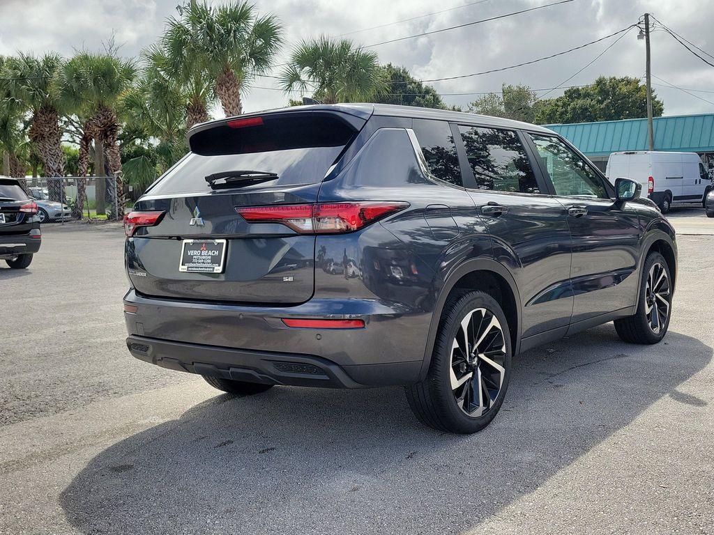 used 2024 Mitsubishi Outlander car, priced at $25,788