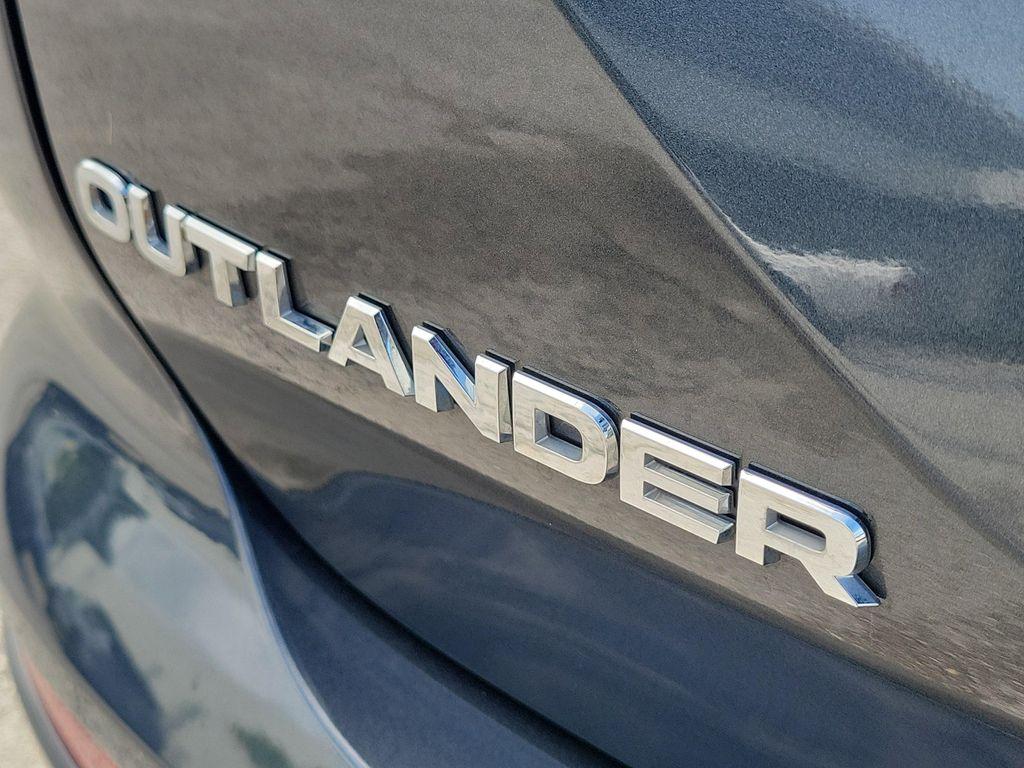 used 2024 Mitsubishi Outlander car, priced at $25,788